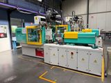 a machine that is sitting in the middle of a room