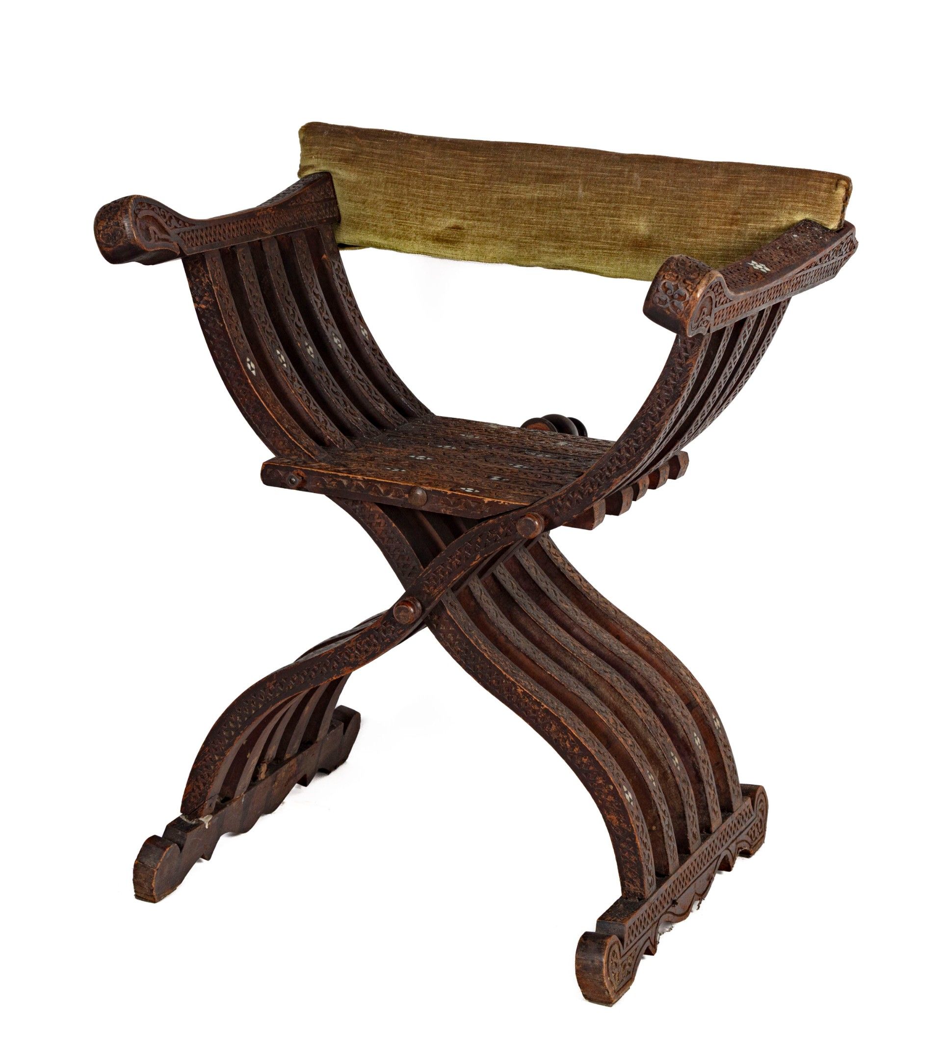 Fauteuil dit "Dagobert" de forme curule en bois mouluré et s…