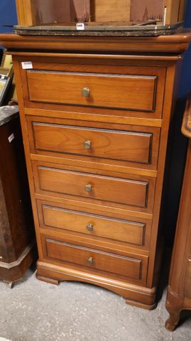 Chiffonnier de style Louis Philippe de manufacture moderne, ouvra...