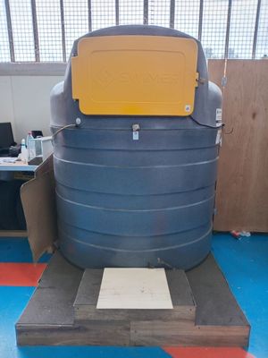 1 cuve à gazole SWIMER pas de clépour les cadenas - VENDU SU…