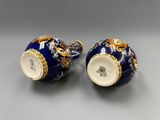 paire de vases bleus et or à motifs floraux