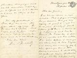 une vieille lettre manuscrite d'un homme qui écrit sur un morceau de papier