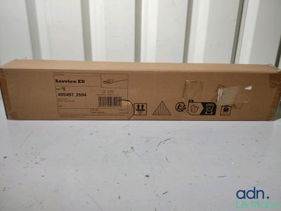La boîte est vide et prête à accueillir la nouvelle imprimante.
