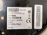 a label on the back of a vacuum cleaner