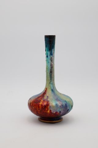 Jacques POUJOL. Limoges. Vase pansu à long col soliflore émaillé....