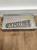 1 boite de stérilisatio d'instruments de chirurgie Synthes o…