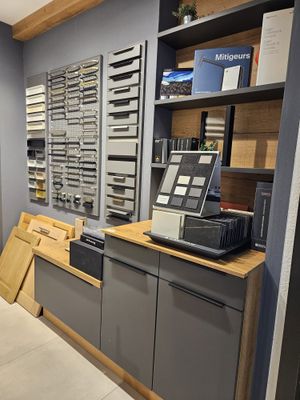 Meubles de présentations.