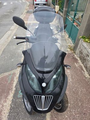 PIAGGIO - Genre : TM - Carrosserie : TMP2 - Energie : ES - 1…