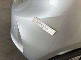 a sticker that says varuto on the front of a car