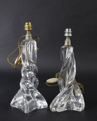 BACCARAT: Deux pieds de lampe en cristal de forme tourbillon… - Photo 1