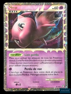 un gros plan sur une carte Pokémon représentant un visage rose