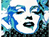 un tableau représentant Marilyn Monroe en bleu et blanc, parsemé d'étoiles