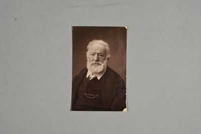 [Victor HUGO]. Portrait photographique par Alphonse CHALOT. …