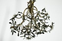 248 Lustre de forme boule de gui en bronze doré et patine ve… (photo 2)