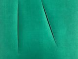 une image représentant un tableau sur lequel figure un carré vert orné de lignes noires