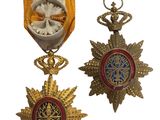 deux médailles et une médaille sur fond blanc