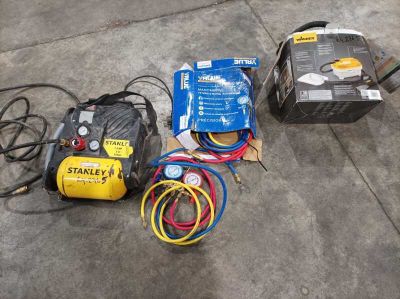 *Compresseur STANLEY 10 bars, une décolleuse WAGNER et un ma… - Photo 1