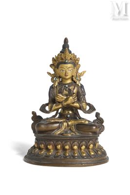 une image représentant une statue d'une personne assise sur un lotus