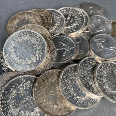 Ensemble de pièces en argent comprenant 16 pièces de 10 fran… - Photo 1