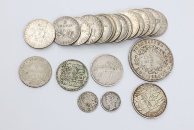 Ensemble de pièces en argent comprenant: 15 x 25 francs seme…
