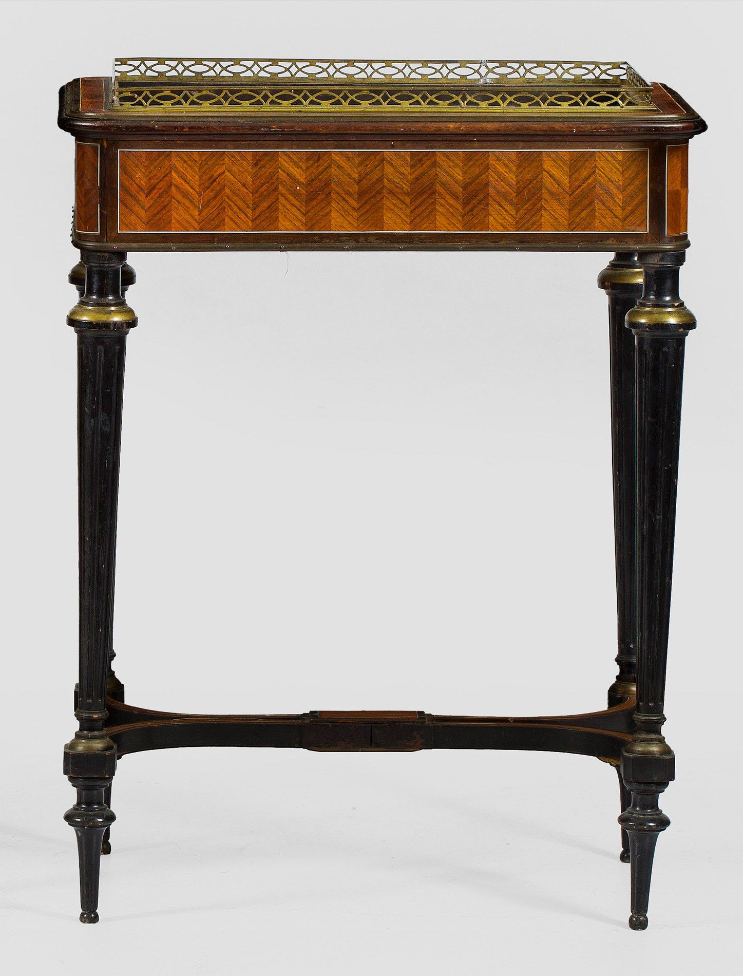 Objets d'art & Curiosités