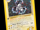 une image représentant une carte Pokémon sur laquelle figure un vaisseau spatial