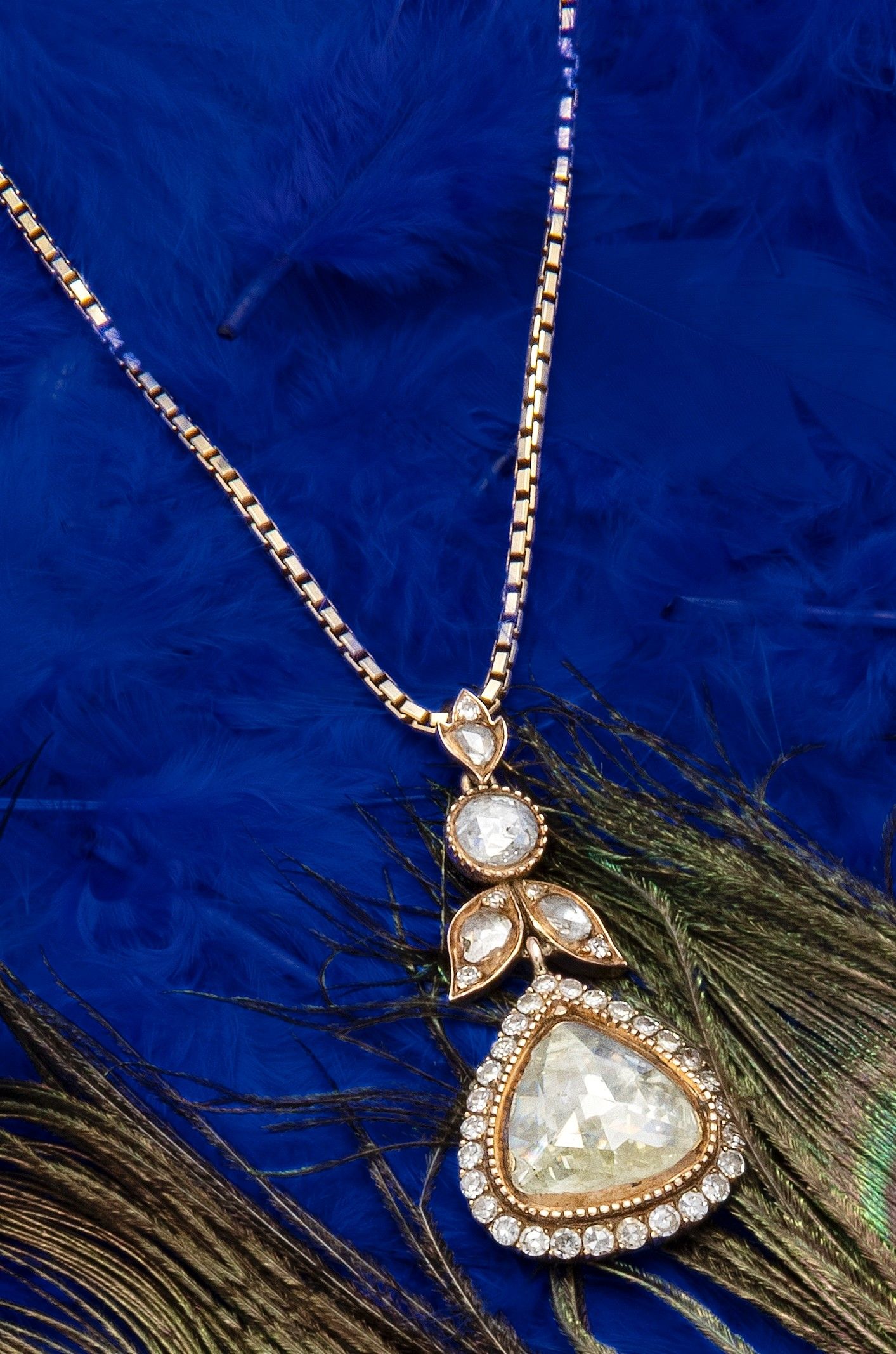 Bijoux & Pierres Précieuses