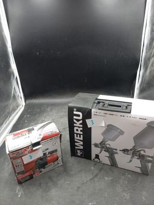 une boîte contenant un appareil photo et une boîte contenant une photo