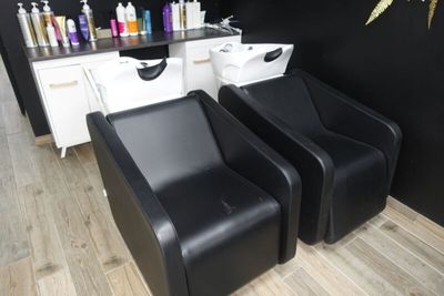 SUR DESIGNATION : Un bac de lavage fauteuil électrique et massant NELS