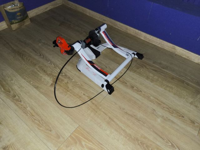 ELITE POWER SMART B+ - Entraîneur à roulettes 