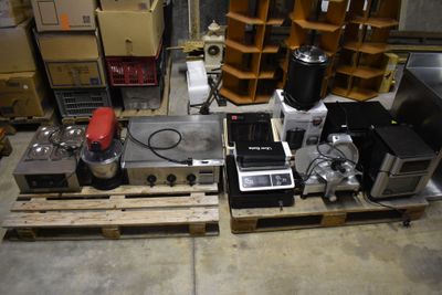 many different types of machines in a warehouse