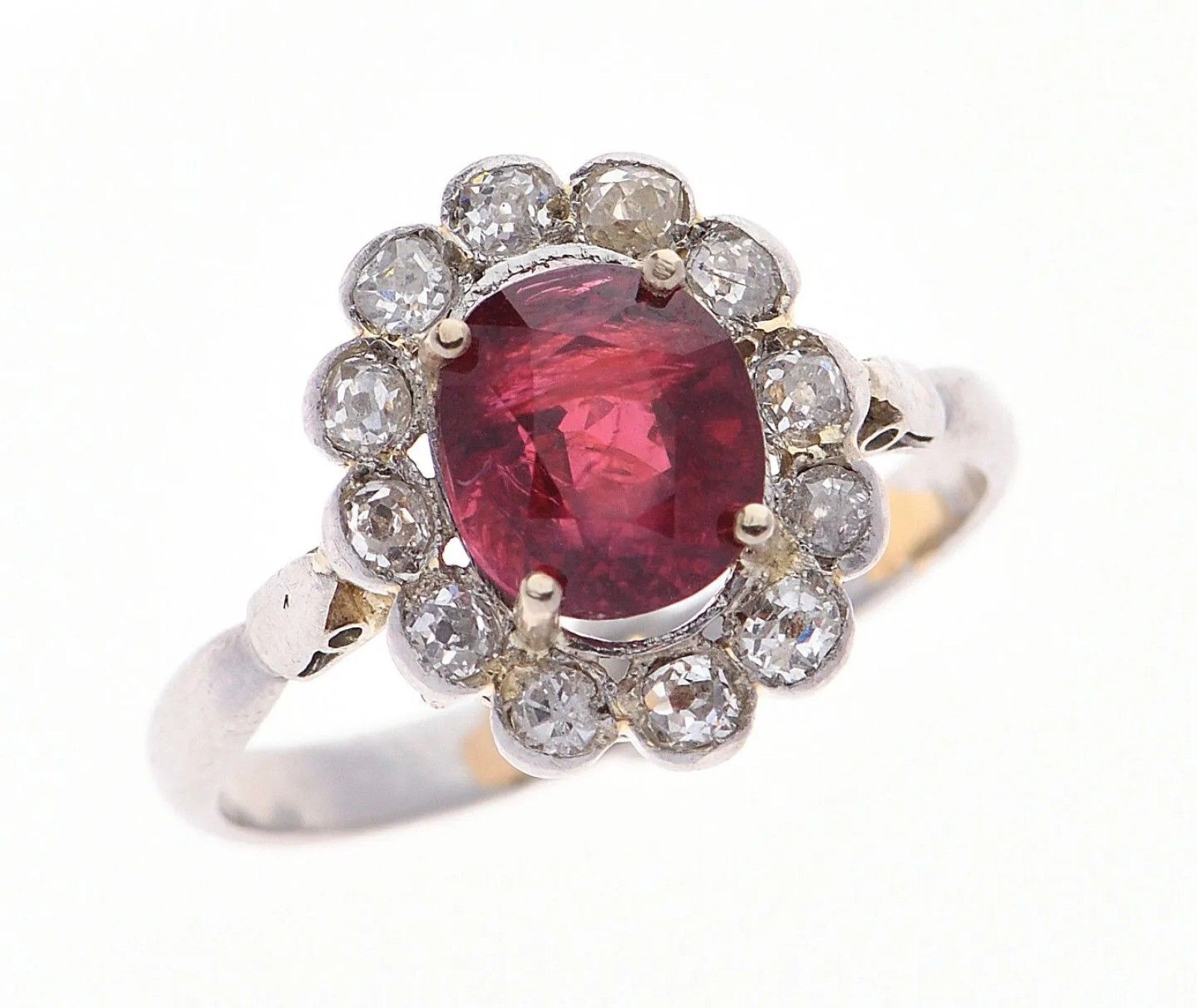 Bijoux & Pierres Précieuses