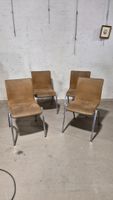 EDITIONS ARTIFORT : Suite de quatre chaises à piétement en f…