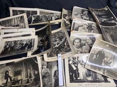 many old black and white photos of people on the couch