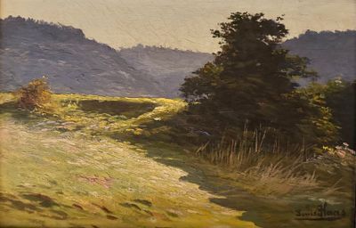 une peinture à l'huile représentant un champ verdoyant avec des arbres et des montagnes en arrière-plan