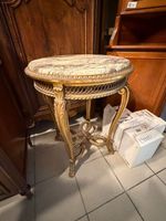 Guéridon rond de style Louis XVI en bois doré, plateau marbr… (photo 4)