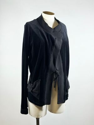 veste noire sur un mannequin, mannequin, mannequin, mannequin, mannequin, mannequin, mannequin, mannequin, mannequin, mannequin, mannequin, mannequin, mannequin, mannequin, mannequin, mannequin, mannequin, mannequin, mannequin, mannequin, mannequin, mannequin, mannequin, mannequin, mannequin, mannequin, mannequin, mannequin, mannequin, mannequin, mannequin, mannequin, mannequin, mannequin, mannequin, mannequin, mannequin, mannequin, mannequin, mannequin, mannequin, mannequin, mannequin, manne
