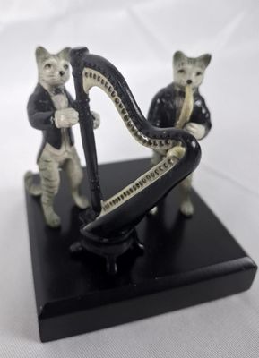 Bronzes de Vienne (dans le goût de) : Paire de chatons music…