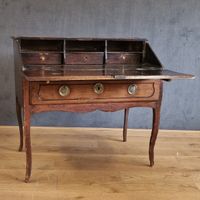 BUREAU DE PENTE - Provence Epoque Louis XV en noyer et bois … (photo 2)