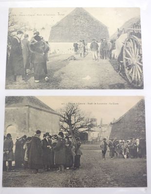 deux vieilles photos en noir et blanc montrant des personnes debout devant un immeuble