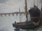 un tableau représentant un bateau sur l'eau, avec un pont en arrière-plan