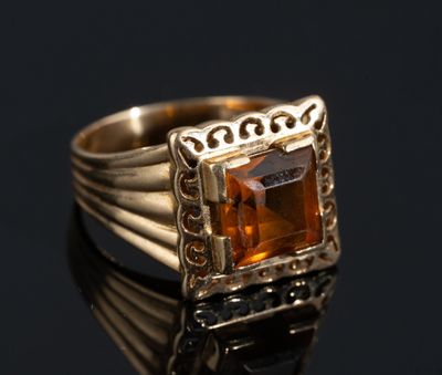 Bague en or jaune 18 carats soit 750/1000e orné d'une citrin…
