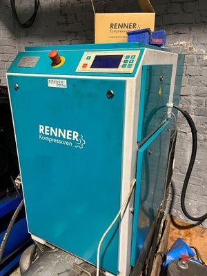 un compresseur RENNER type RSF11, année 2014, et sa cuve de …