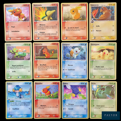 beaucoup de cartes pokemon sur la table