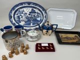 many items that are sitting on the table together