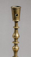 Chandelier (photo 2)