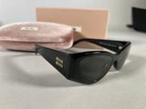 chanel black sunglasses with gold logo and case