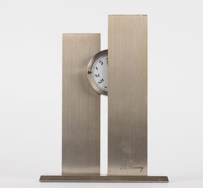 Michel FLEURY. "Horloge nycthémétale" en acier.