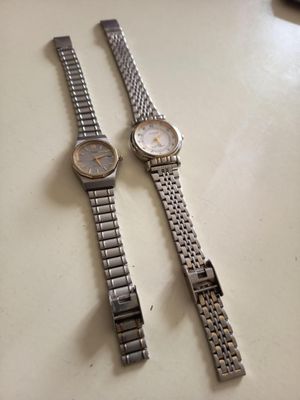 Lot de 2 montres Quartz fonctionnelles