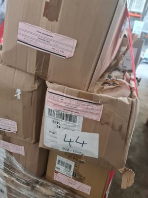 Palette de cartons – Environ 130 kg